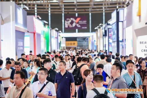 人流如潮星聚上海，百貨盛會(huì)引領(lǐng)家電新風(fēng)尚——第116屆中國(guó)日用百貨商品交易會(huì)盛大開(kāi)幕聚焦家用電器銷售